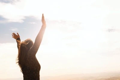 Bienestar a través de plenitud y felicidad