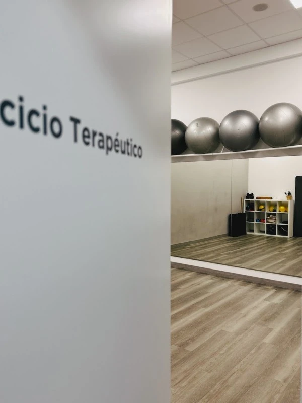 Clínica de Fisioterapia Sospedra Plaza España Centro de Recuperación Integral en València