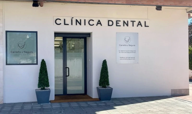 Clínica Dental Carreño y Segura