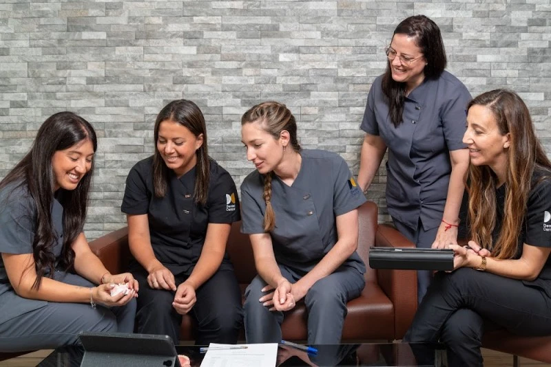 Clínica Dental Central en San Martín de la Vega - Implantes dentales y Ortodoncia