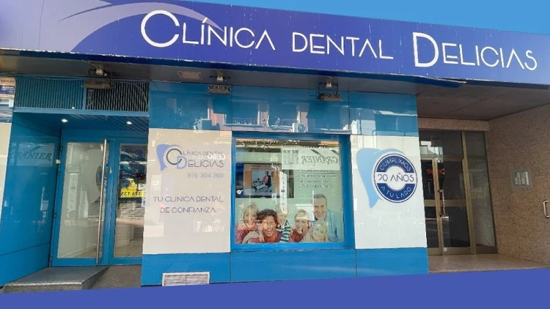 CLÍNICA DENTAL DELICIAS