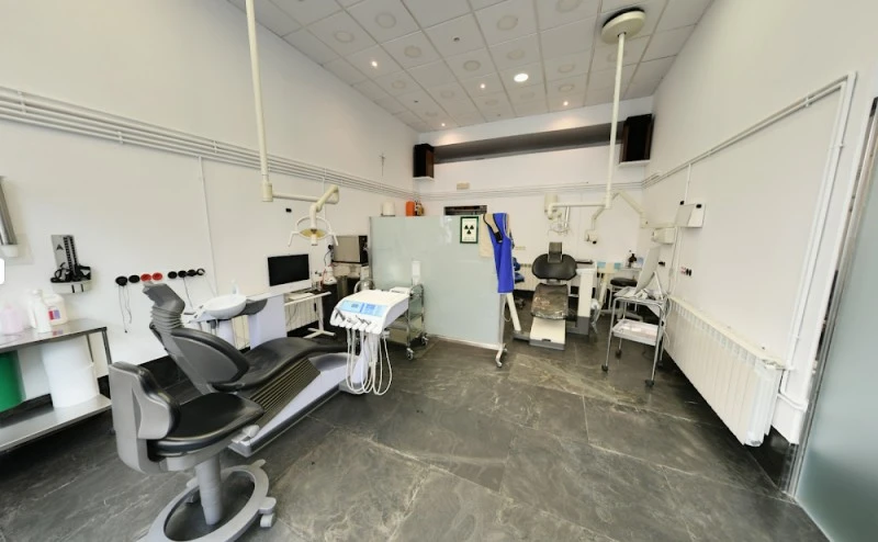 Clínica Dental Dr. M. Figueroa Colmenar Viejo