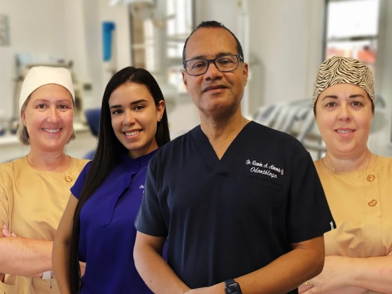 Clinica Dental Dr. Ramón Almonte