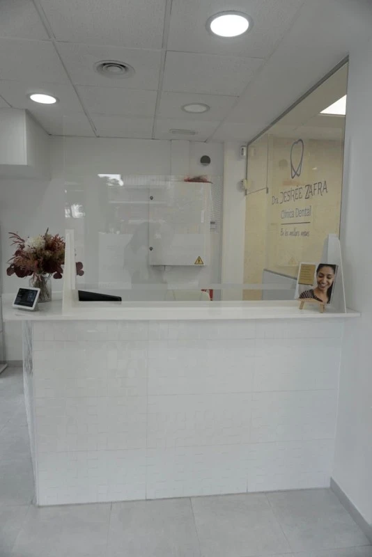 Clínica Dental Dra.Zafra
