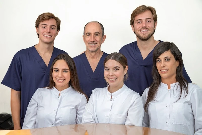 CLINICA DENTAL GIMENO ABRERA