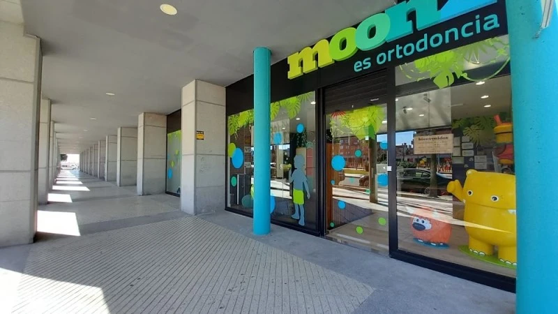 Clínica Dental Infantil Moonz