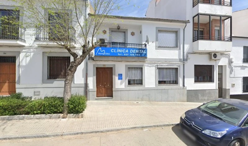 CLINICA DENTAL MANSO COBOS