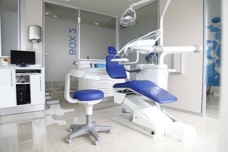 Clínica dental Puigdemasa