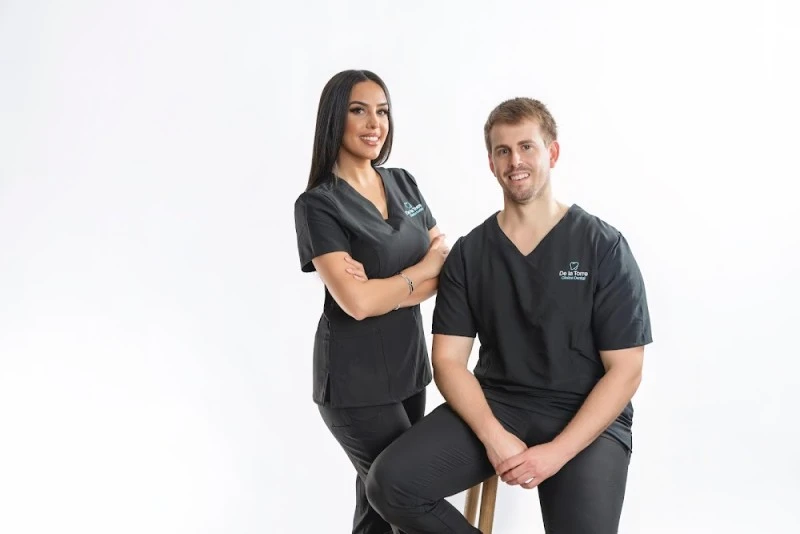 De la Torre Clínica Dental Dentista en Torrevieja