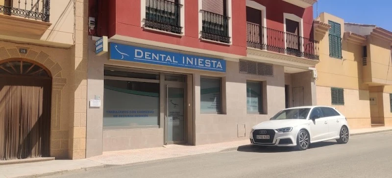Dental iniesta