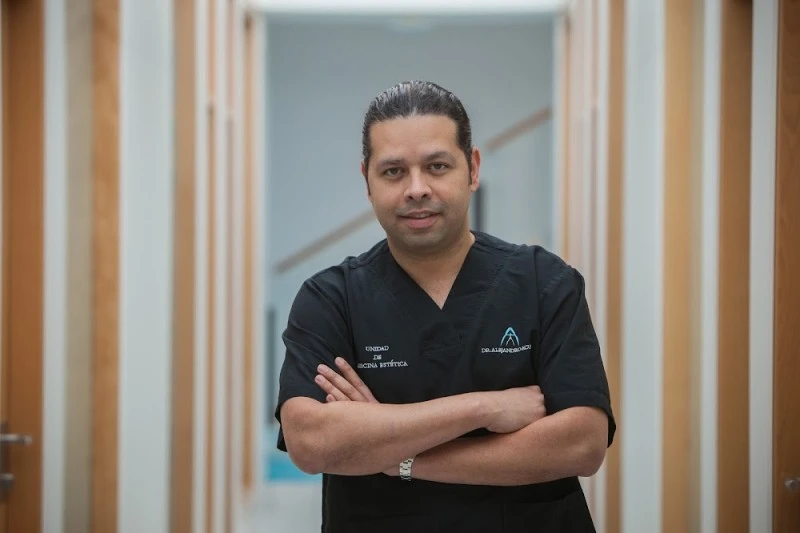 Dr. Alejandro Acuña