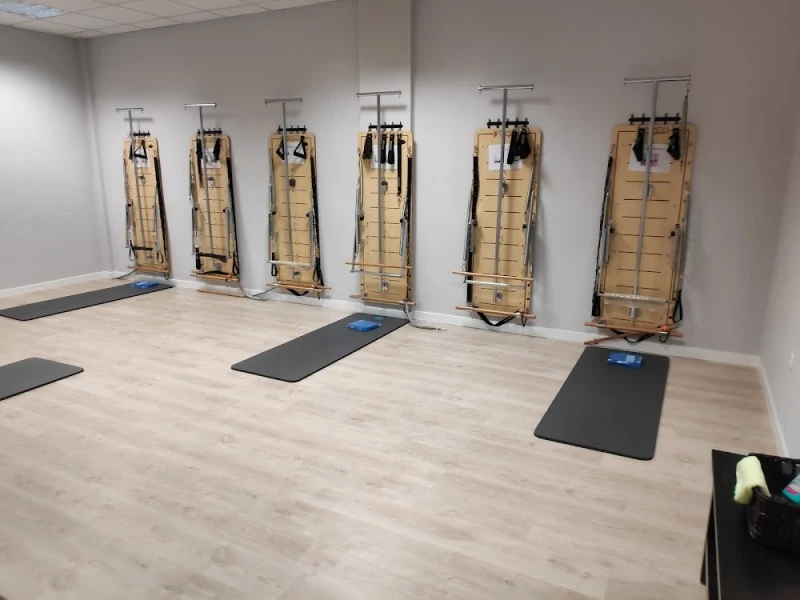 Esencial Pilates y Fisioterapia
