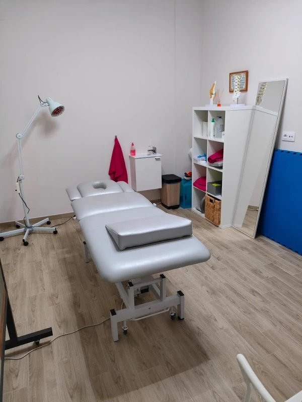 Fisioterapia y osteopatia Antonio Saiz