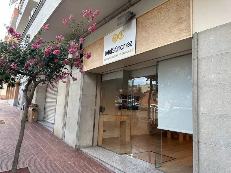 Las chinchetas cuadradas son anuncios