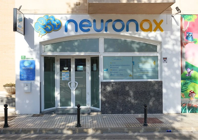 Neuronax