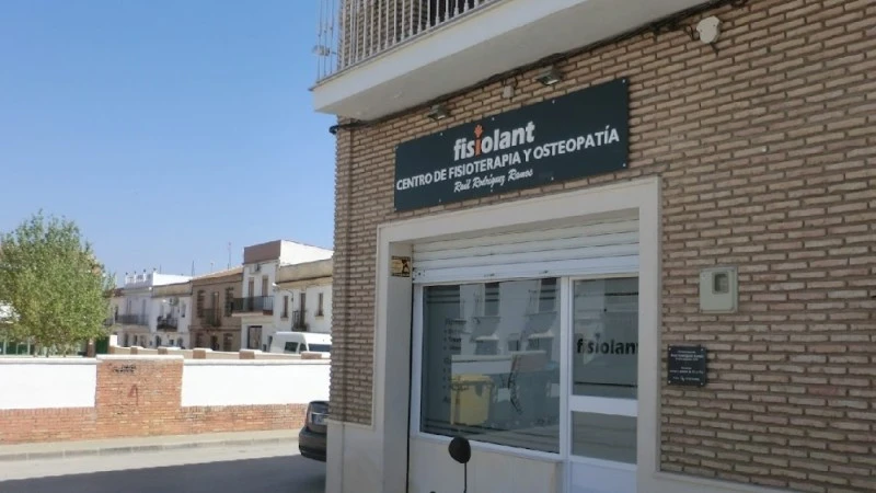 Centro de Fisioterapia, Acupuntura y Osteopatía FISIOLANT. Raúl Rodríguez Ramos