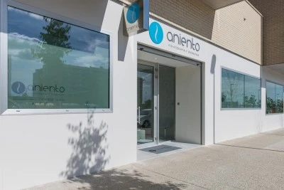 Aniento Fisioterapia y Bienestar y Clínica de Fisioterapia Zaragoza