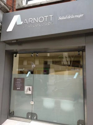 Arnott Ginecólogos Oviedo