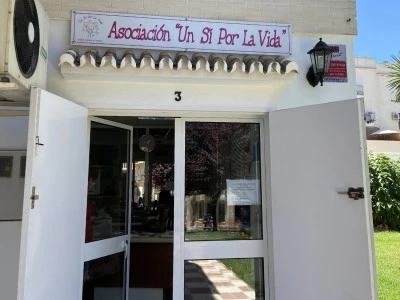 Asociación Un Sí Por La Vida - Unidos Contra El Cáncer