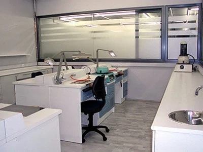 Centro Médico Dental Santa Clara