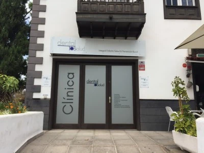 Clínica DENTAL IOSALUD