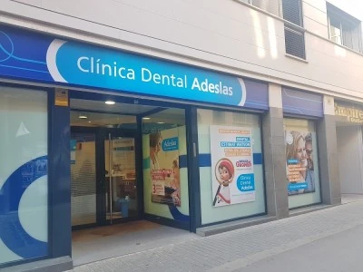Clínica Dental Adeslas