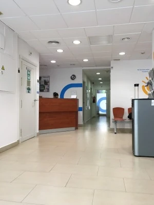 Clínica Dental Adeslas