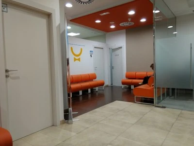 Clínica Dental Adeslas
