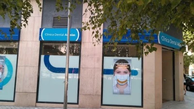 Clínica Dental Adeslas