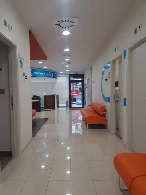 Clínica Dental Adeslas Centro