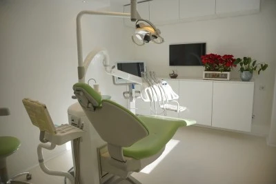 Clínica Dental Bratos