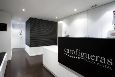 CLINICA DENTAL CAROFIGUERAS