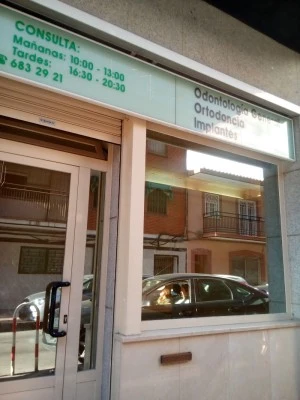 Clínica Dental Castaños