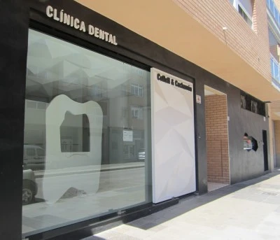 Clínica dental Collell & Cacharrón