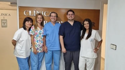CLINICA DENTAL Dr. Christopher J. Tomás - ALCANTARILLA