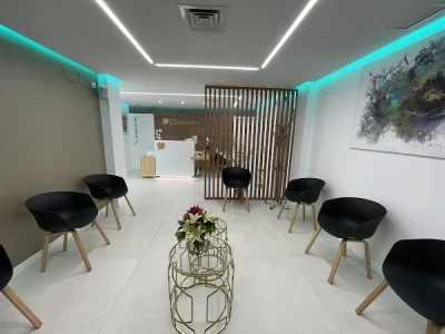 Clínica dental en Torremolinos Cliniolmo Dra. Rosario Olmo Gómez