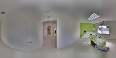CLINICA DENTAL ESCARIZ