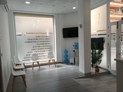 Clínica Dental Especializada Sonríe