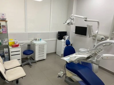 CLINICA DENTAL SIGLO XXI. Boadilla del Monte