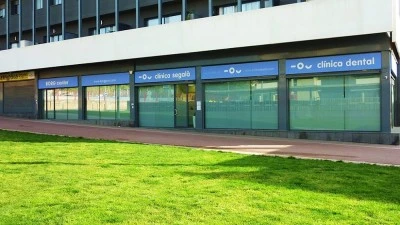 Clínica Dental Vela-Segalà - Dentista en Viladecans