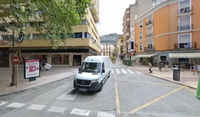 Clínica Dr. Esplugues (Xàtiva)