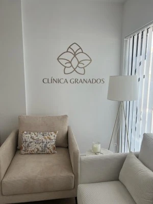 Clínica Granados Almoradí