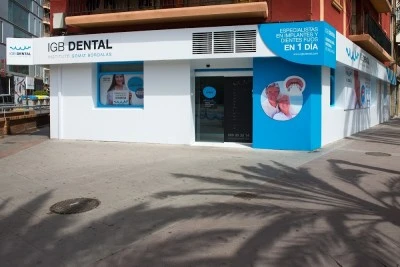 Clínica IGB Dental - ELCHE: Expertos en implantes y dientes fijos en 1 día