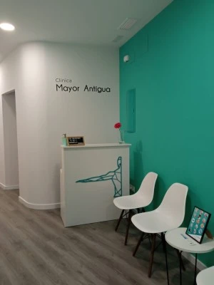 Clínica Mayor Antigua - Centro médico