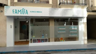 Clínica Médica Familia