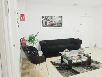 Clínica Médica Villa Teresa, Alicante. Ginecología, Medicina Estética Avanzada, Ginecoestética, Eco 5D y Análisis Clínicos