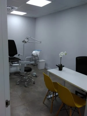 CLINICA PODOLOGIA ALBORAYA