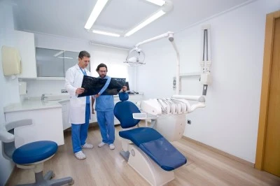 Cliniksalud ODONTOLOGÍA &MEDICINA ESTÉTICA