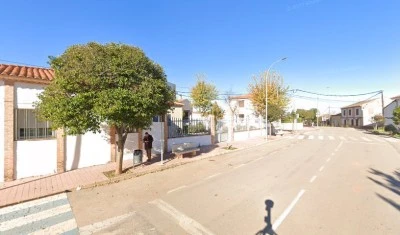 Consultorio Local de Santa Cruz de los Cáñamos