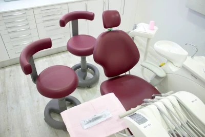 DENTAL DEVESA GIRONA